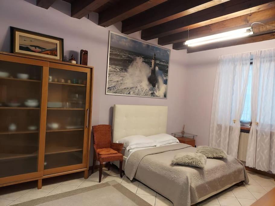 Monolocale In Piazza Isolo Apartamento