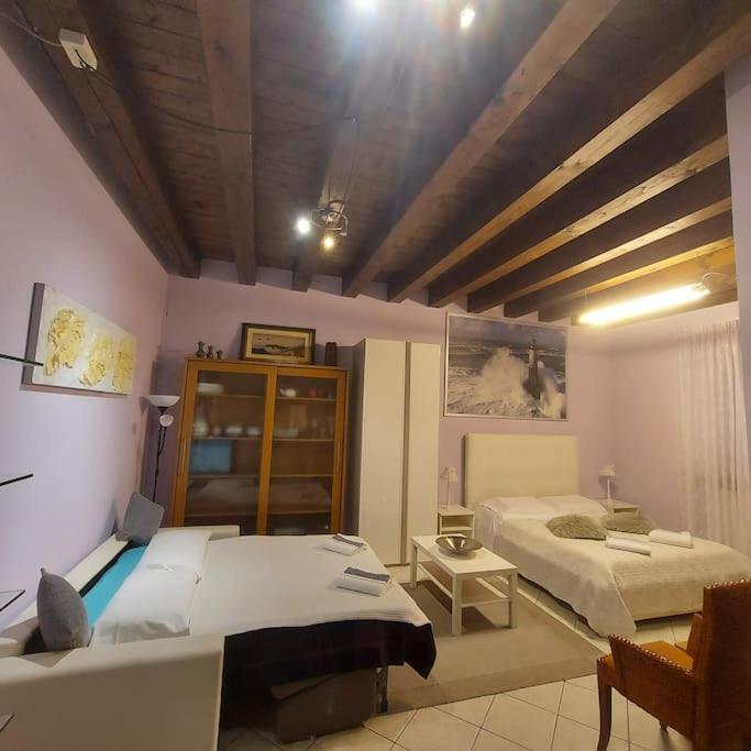 Monolocale In Piazza Isolo Apartamento