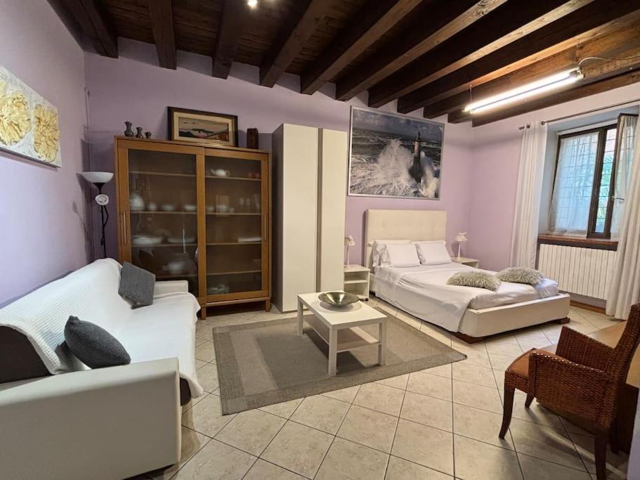 Monolocale In Piazza Isolo Apartamento Verona
