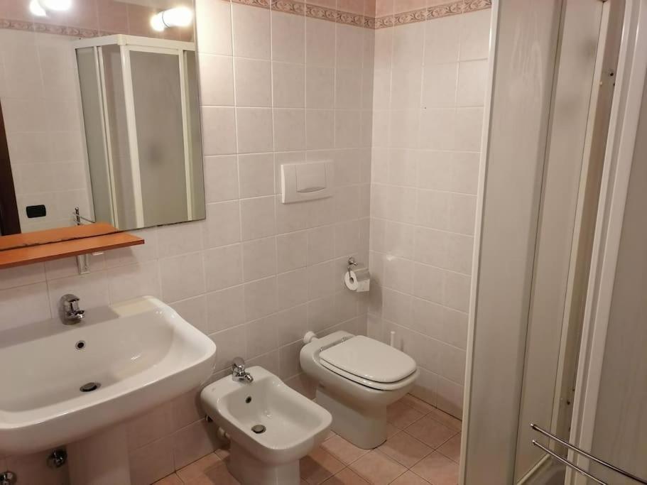 Monolocale In Piazza Isolo Apartamento *